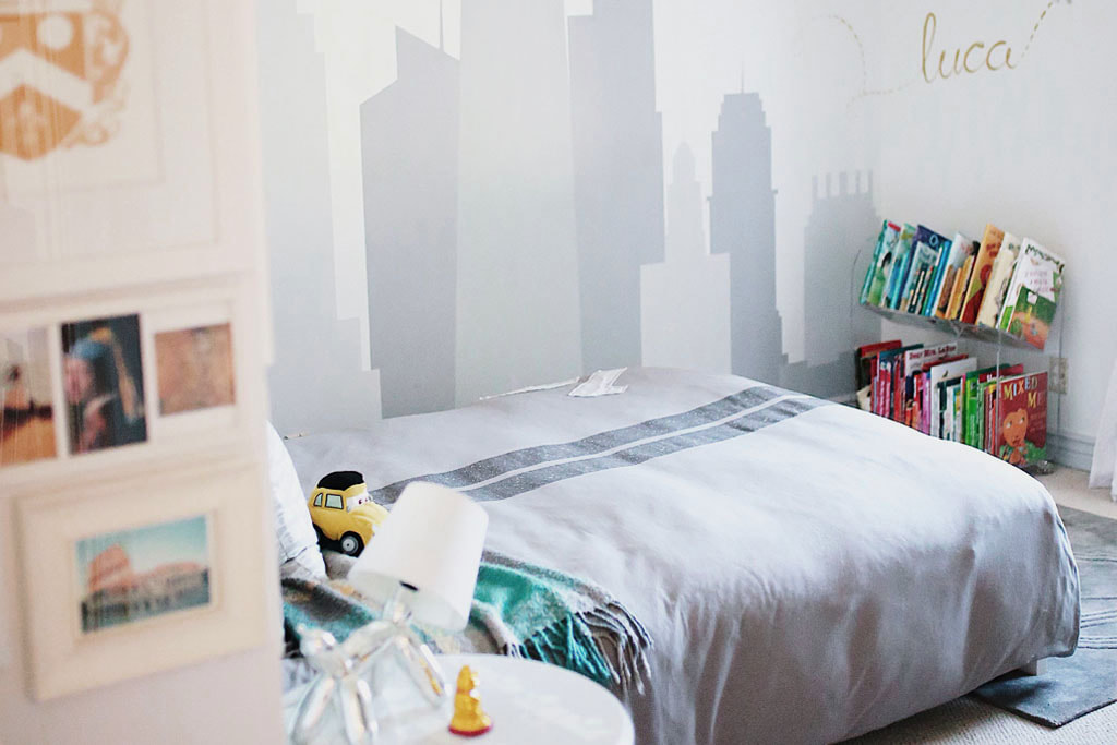 Big kid boys bedroom makeover with NYC skyline